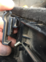 BMW E30 Bočni poklopac prtljažnika - Image 2