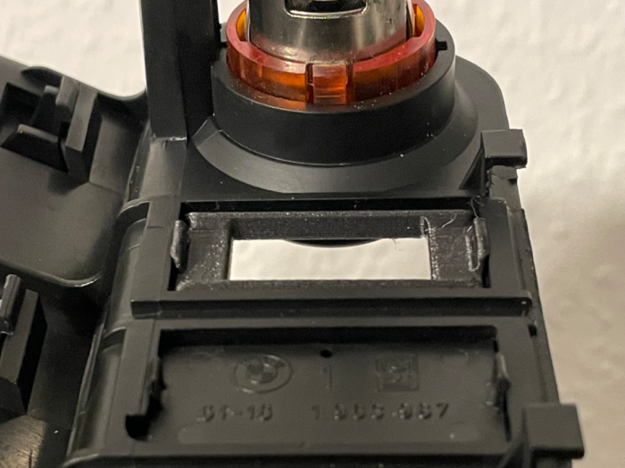 BMW E36 Poklopac centralne konzole (dve varijante: USB punjač i originalni dizajn) - Image 6