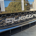 Audi Quattro Natpis Za Prednju Mrežastu Masku / Grill